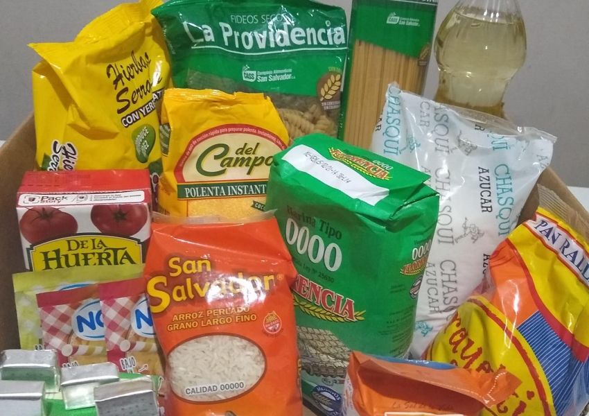 El caso de Sauce de Luna llega a los medios nacionales: el intendente que debió pagar con «vales de comida» ante la crisis