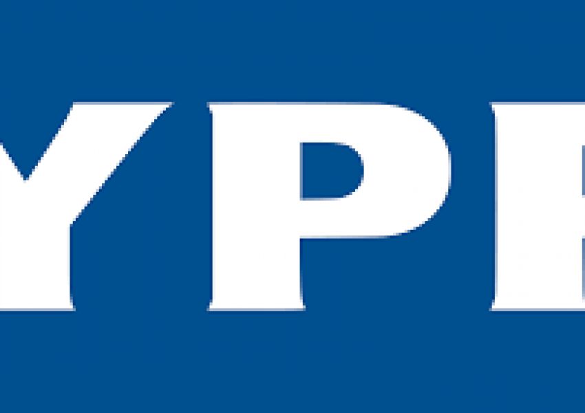 Llenar el tanque de nafta: Un lujo. El precio sube hora a hora.